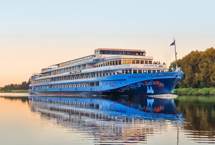 Две столицы